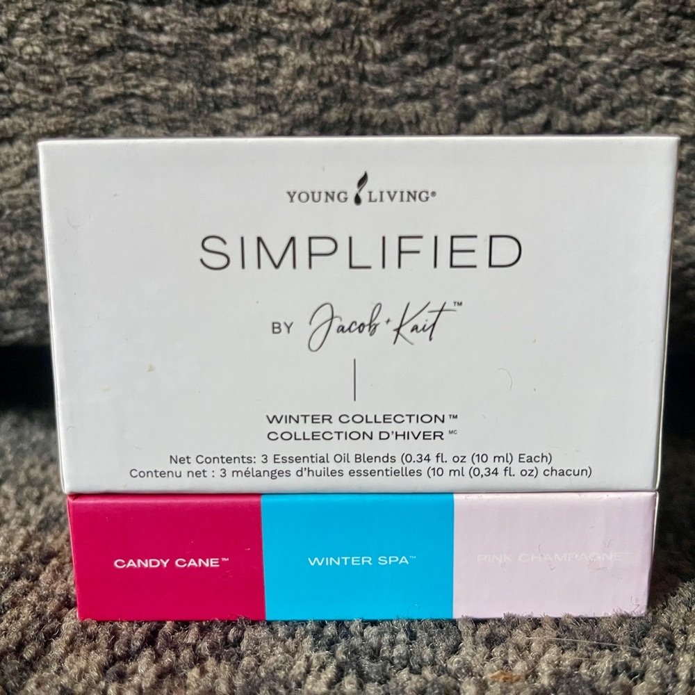 Young Living Simplified Winter Collection - Red, Blue, Pink